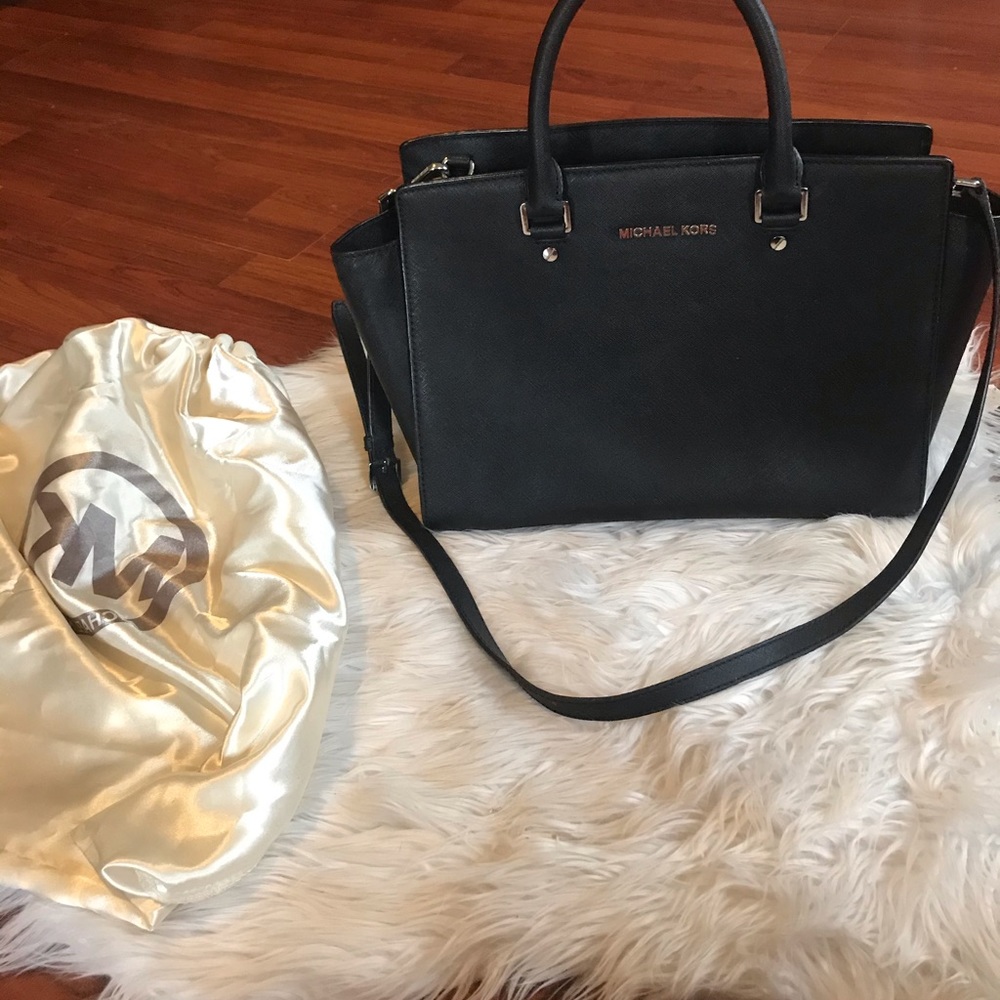 Michael Kors purse